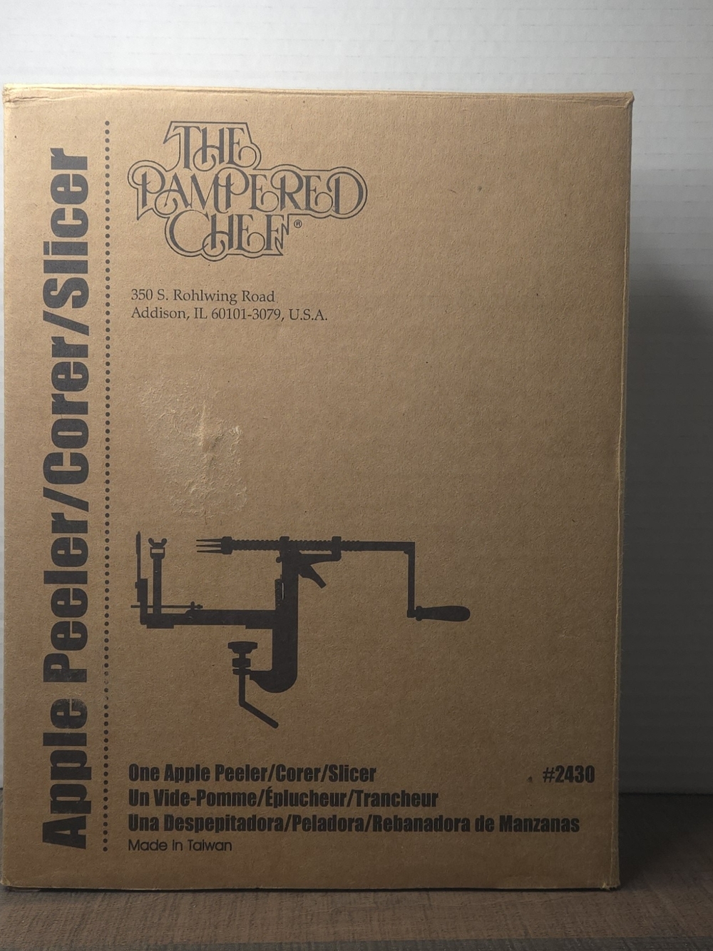 The Pampered Chef Apple Peeler/Corer/Slicer - Brown Box